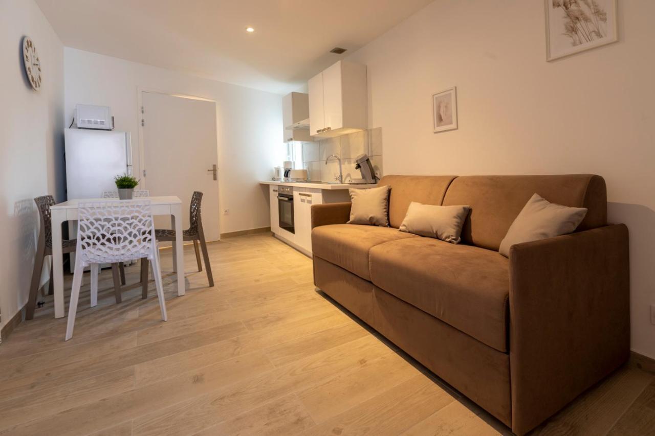 Loc Trotteur Le Fleur Des Champs F2 Cosy, Gare Sncf De Lourdes Apartment Екстериор снимка