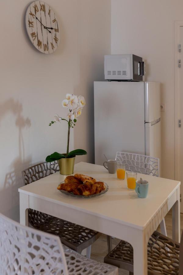 Loc Trotteur Le Fleur Des Champs F2 Cosy, Gare Sncf De Lourdes Apartment Екстериор снимка